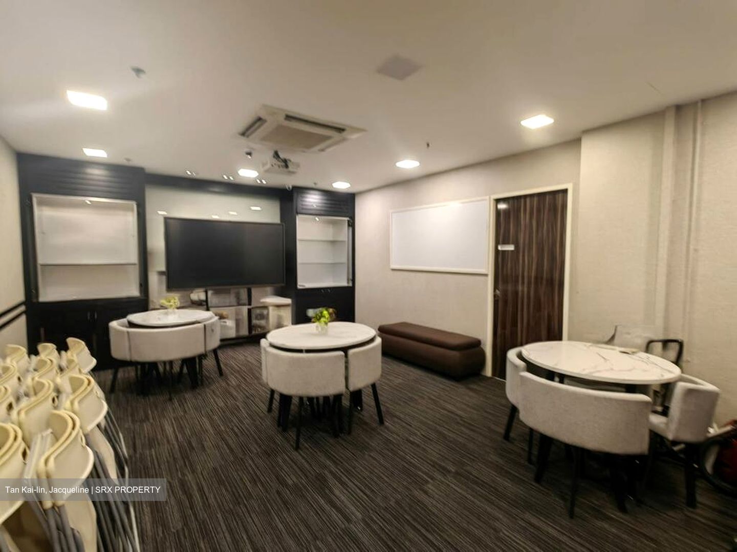 Ct Hub 2 (D12), Office #514633751